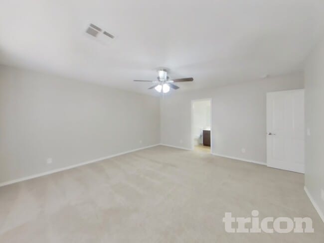 40237 N Jodi Dr