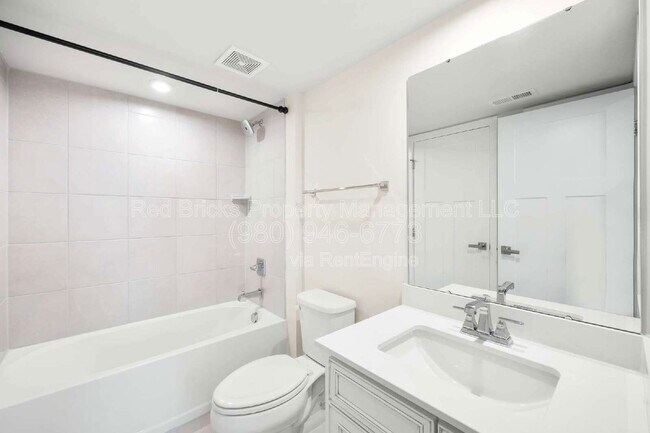 Photo - 9769 Oaklawn Blvd NW