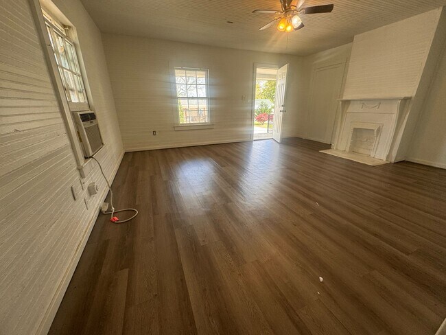 Photo - 10 Spring St Unit 10B