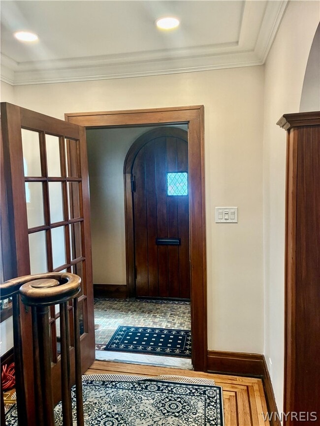 Photo - 385 Berryman Dr