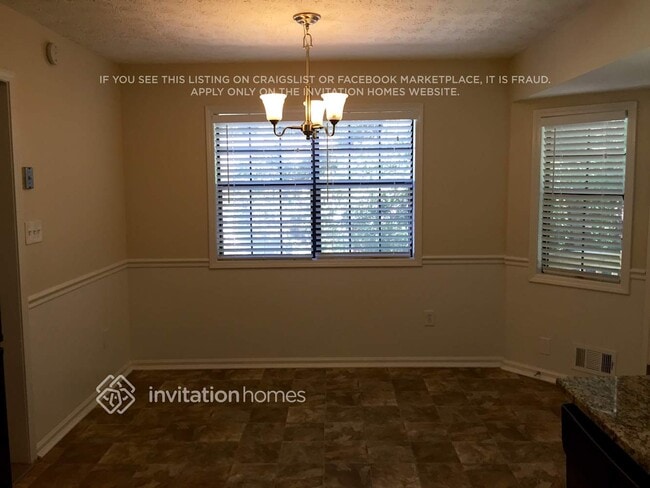 Photo - 123 Fairview Way