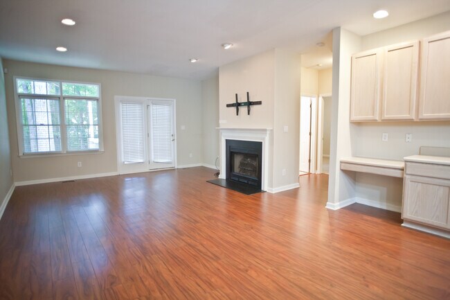 Photo - Spacious 3-Bedroom Ranch with Versatile Li...