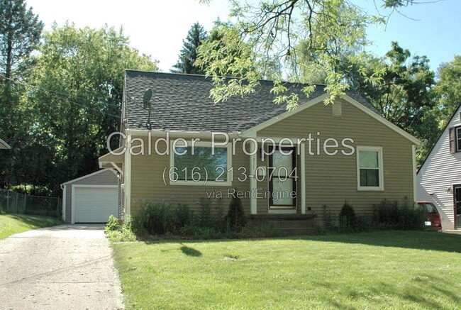 Building Photo - 1317 Herrick Ave NE