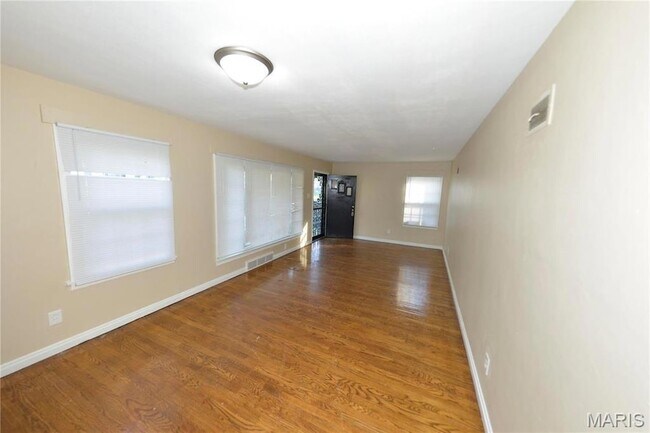 Photo - 6127 Shillington Dr