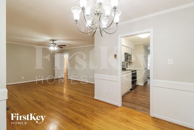 Photo - 1102 Pitt Pl