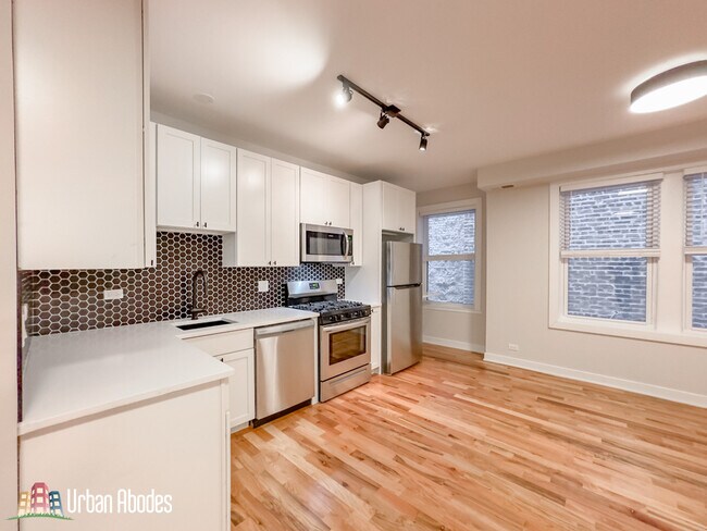 Photo - 653 W Wrightwood Ave Unit M07B