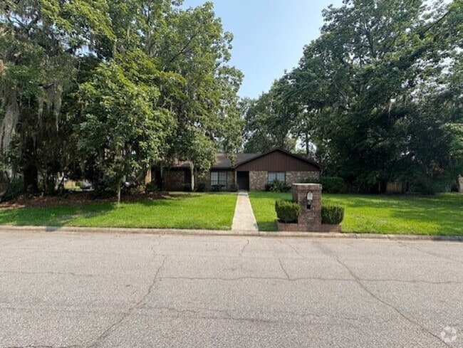 Building Photo - MOVE IN READY! Rental