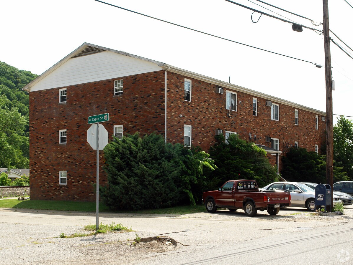 Photo - 1101 Main Ave Apartments