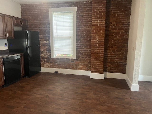 Photo - 722 Abend St