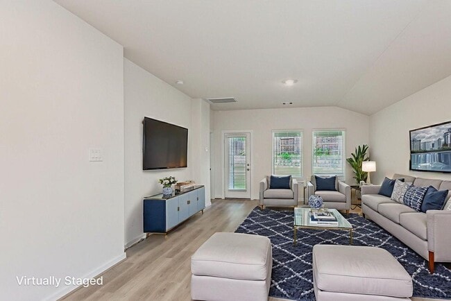 Photo - 1940 Velvet Oak Ln