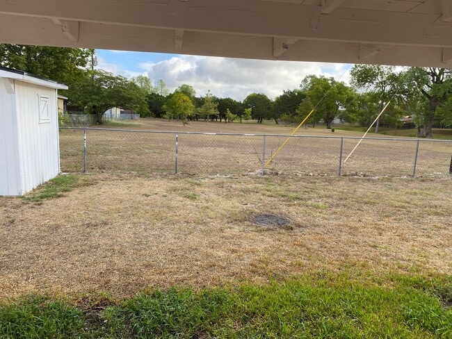 Photo - 2416 Jerome Dr