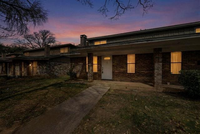 Photo - 913 W Rochelle Rd