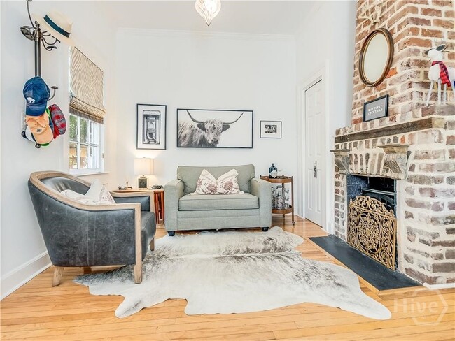 Photo - 108 W Duffy Ln