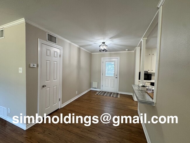 Photo - 337 River Oaks St