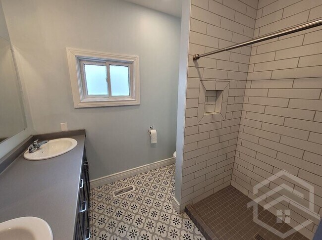 Photo - Luxury 1-Bedroom Living!! Unit A