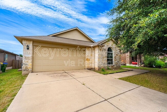 Building Photo - 13321 Pine Needle St Rental