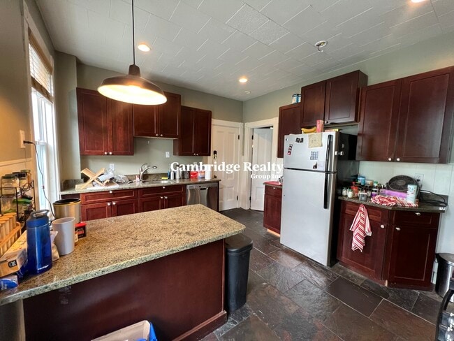 Photo - 257 Washington St Apartments Unit 257