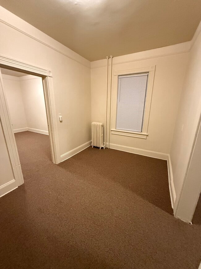 Photo - 105 Linden St