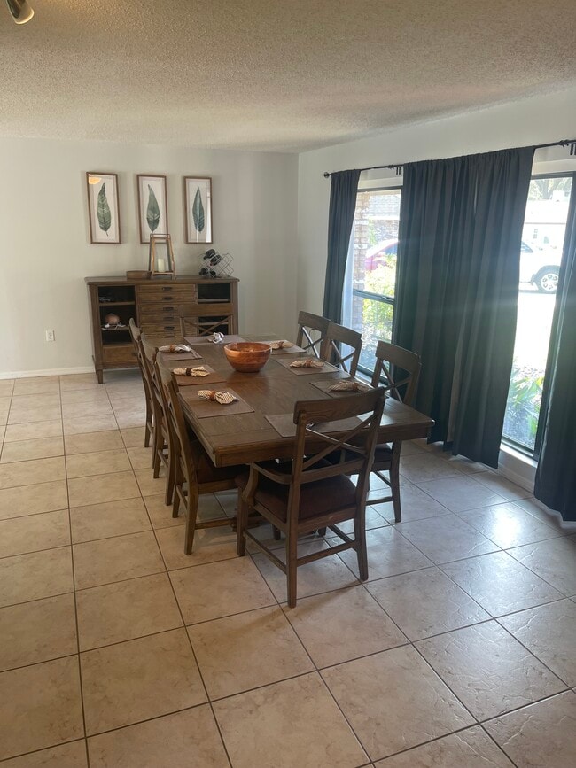 Photo - 1775 Hannah Dr