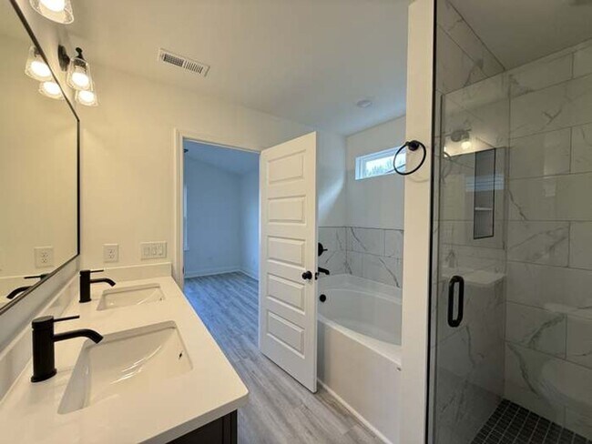 Photo - For Rent 3 Bedroom 2 Bath Home + Bonus Room