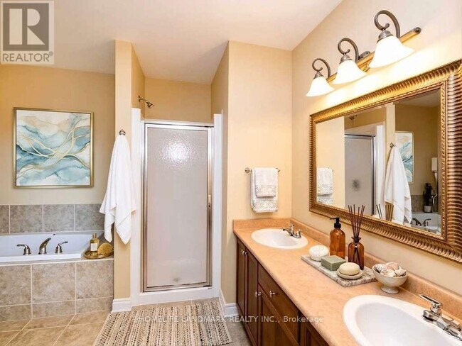 Photo - 898 Blythwood Rd