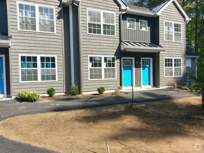 Front of Building - 60 Somersworth Rd Rental