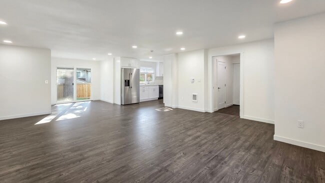 Photo - Updated Rambler in Prime Kirkland Location