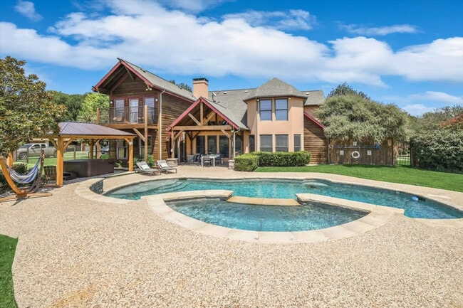 Photo - 204 Covey Ln Unidad ID1019544P