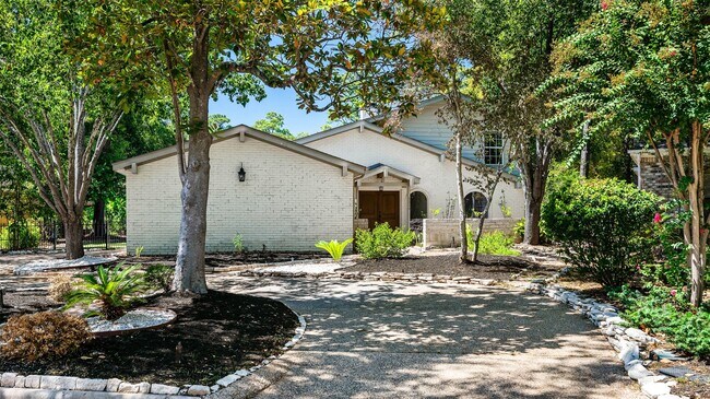 Photo - 3219 Chippers Crossing