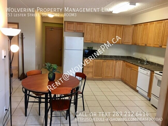 Photo - 253 Lester St