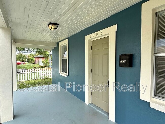 Photo - 2308 E 15th Ave