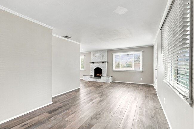 Photo - 259 Sturtevant Dr