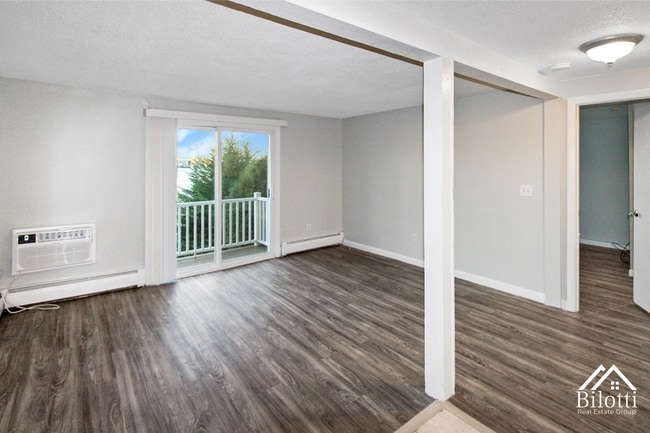 Photo - Pocasset Village