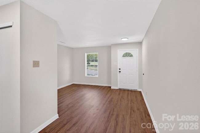 458 Settlers Ridge Dr