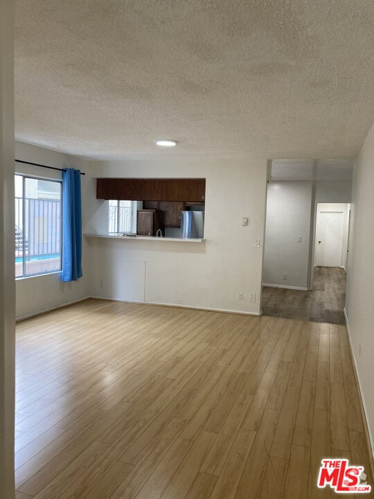 Building Photo - 1418 S Bentley Ave Unit 101 Rental