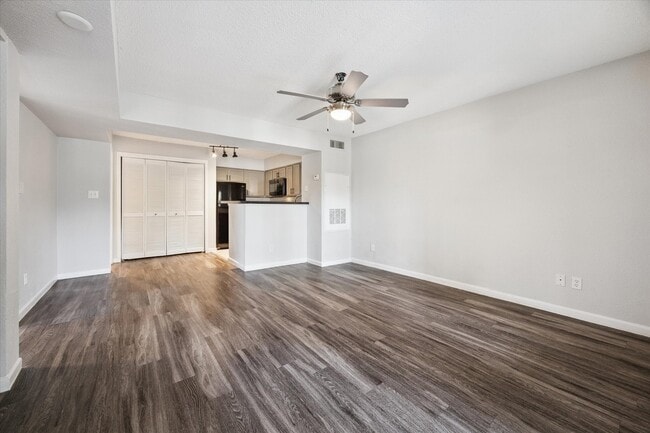 Photo - 1710 W T C Jester Blvd