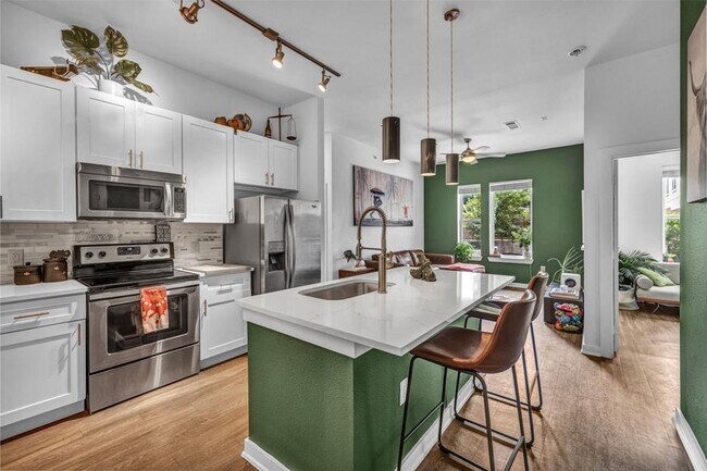 Photo - 1900 Barton Springs Rd Condo Unit 1036