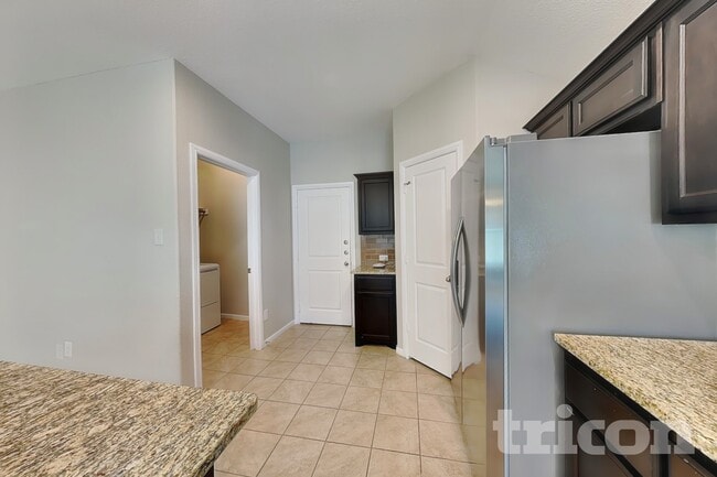 10020 Poinsett Wy