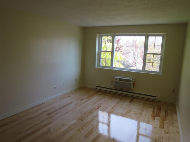 Photo - 21 Franklin St Unit #6