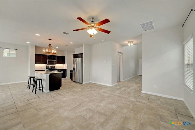 Photo - 702 Nautical Lp