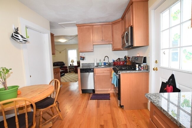 Photo - 25 Sawin St Unidad 25