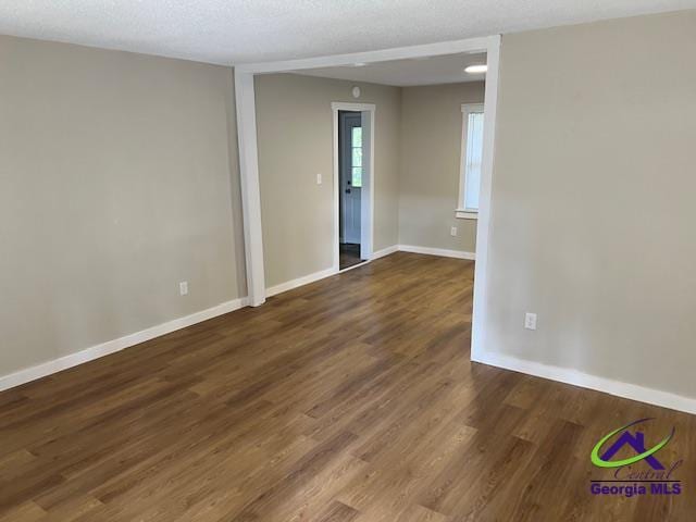 Photo - 308 Skyway Dr