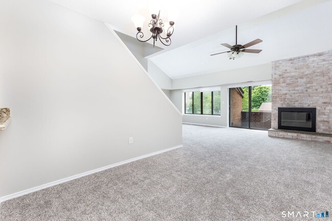 Building Photo - 25 Stanley St Unit B8