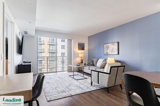 Photo - 200 NE 1st Ave Unit 832.1412449