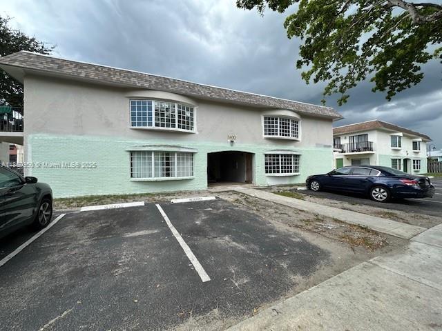 Building Photo - 5400 NW 18th St Unit 1N Rental