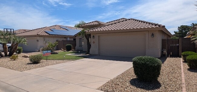 Photo - 3 Bedroom Home in the Silverhawk Community Near N Cooper Rd and W Guadalupe Rd!