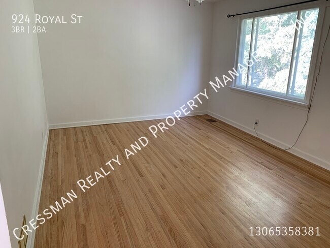 Photo - 2 Bedroom Main Floor Unit in Rosemont