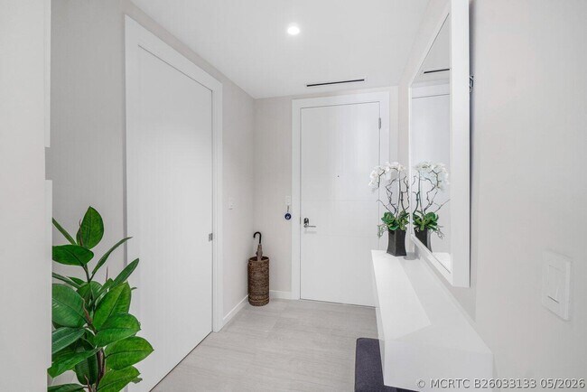 Photo - 200 SE Mizner Blvd Unit 211