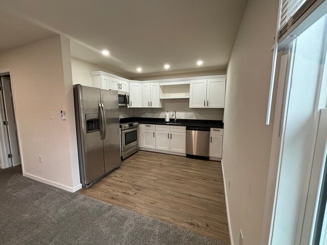 Photo - 524 Main St Unit Apartment A