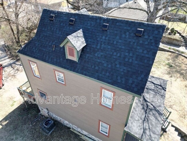 Photo - 105 Brooklyn Ave